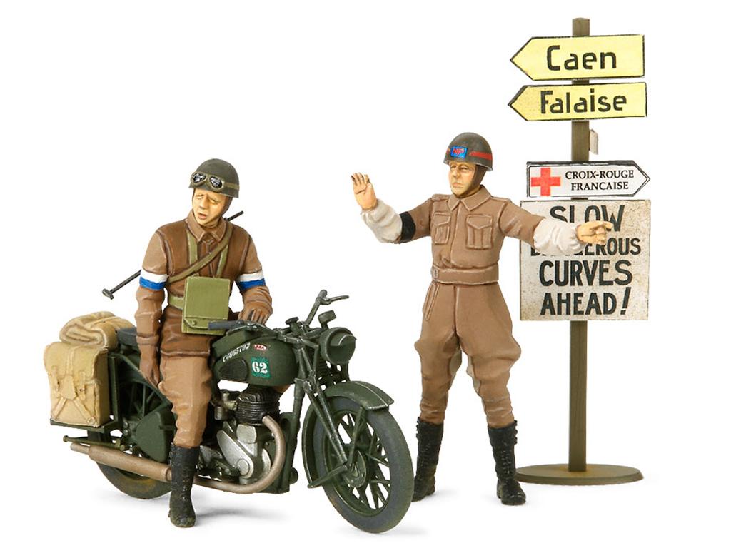 British BSA M20 Motorcycle - w/Military  (Vista 2)