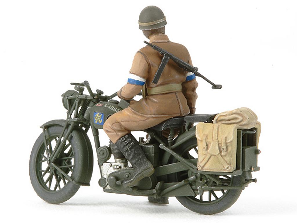 British BSA M20 Motorcycle - w/Military  (Vista 3)
