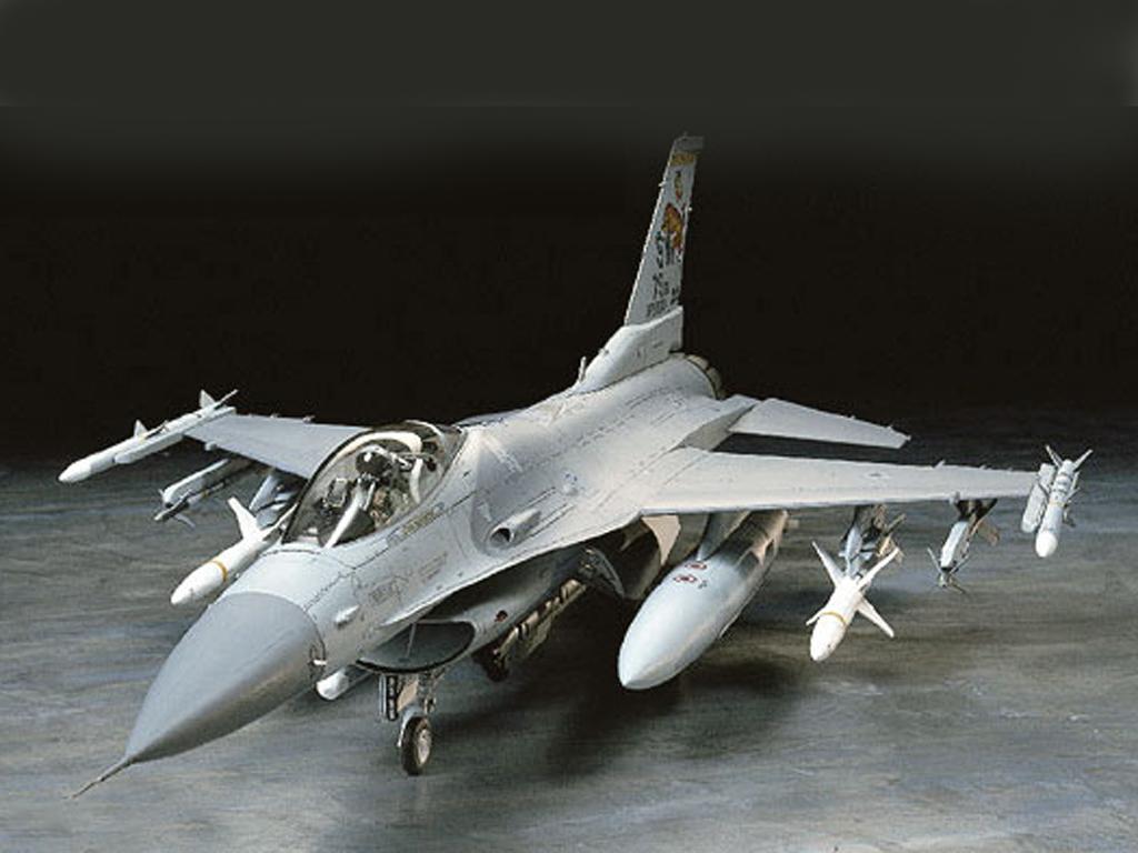 F-16C Fighting Falcon (Vista 4)