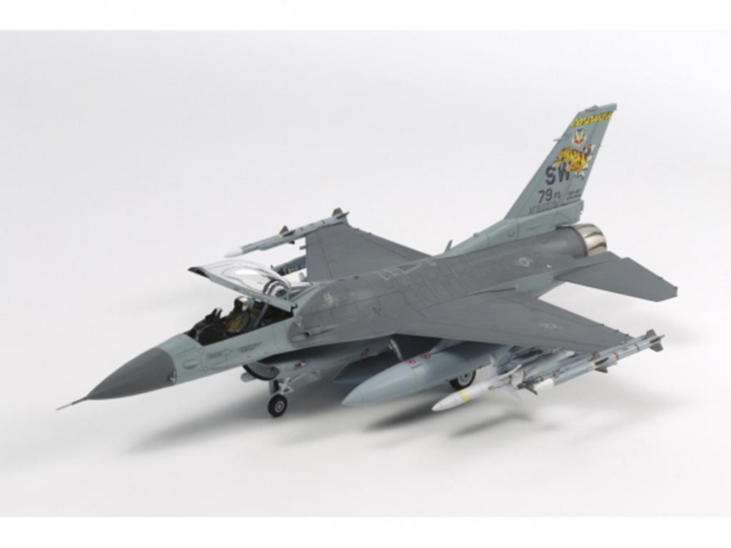 F-16 CJ Fighting Falcon (Vista 3)