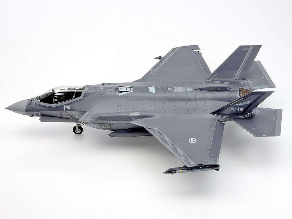 Lockheed Martin F-35A Lightning II  (Vista 6)