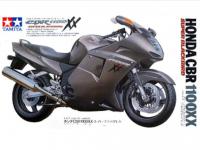 Honda CBR1100XX Super Blackbird (Vista 4)