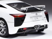 Lexus LFA (Vista 24)