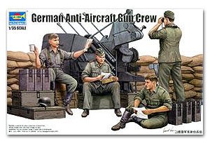 German Anti-Aircraft Gun Crew   (Vista 1)