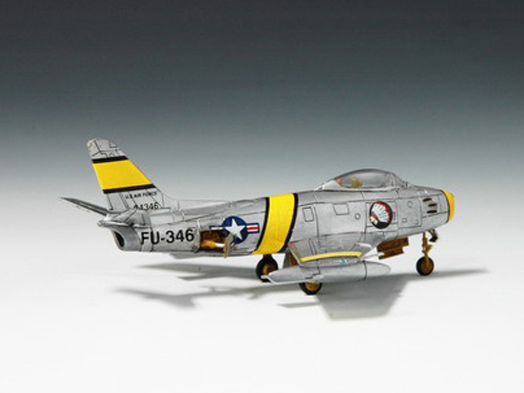 F-86F-30-NA Sabre  (Vista 7)