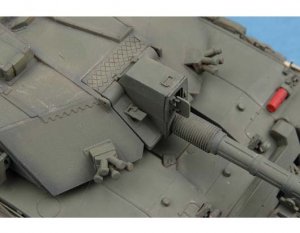 British Challenger 2 Enhanced Armour  (Vista 3)