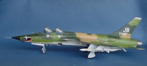 Republic F-105G Wild  (Vista 2)