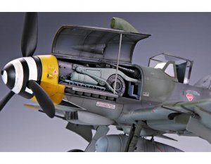Luftwaffe Bf109 K-4  (Vista 3)