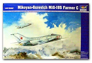 Mikoyan-Gurevich MiG-19S Farmer C  (Vista 1)