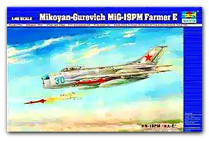 Mikoyan-Gurevich MiG-19M Farmer E  (Vista 1)