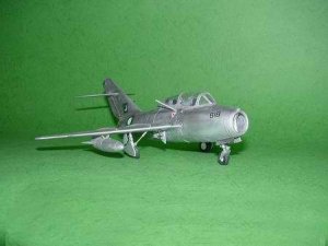 Mig-15 UTI Midget  (Vista 2)