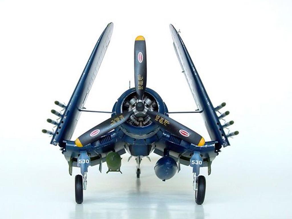 Vought F4U-1D Corsair (Vista 2)