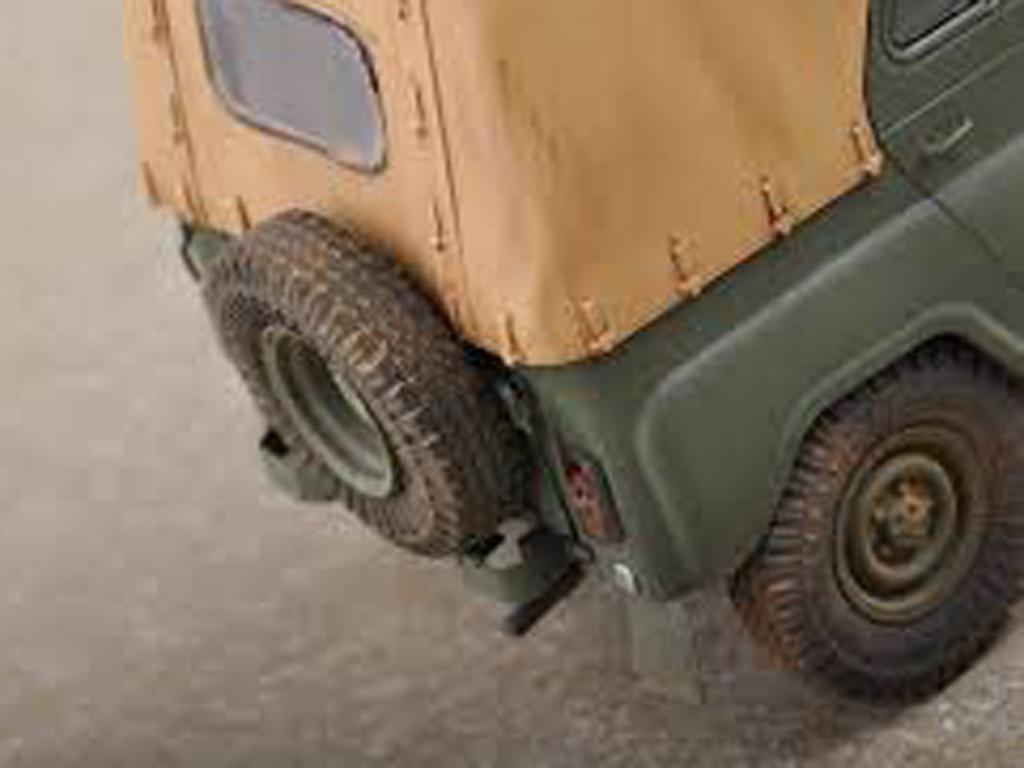 Vehículo todoterreno UAZ-469 Tundra (Vista 2)