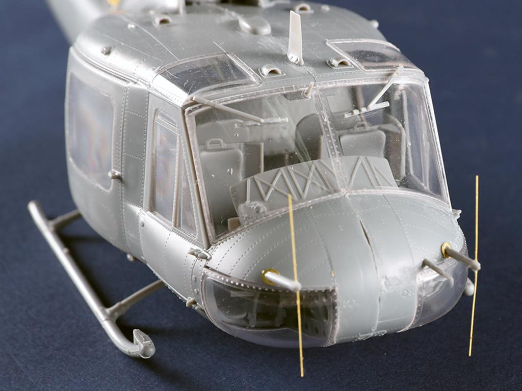 UH-1B Huey (Vista 9)