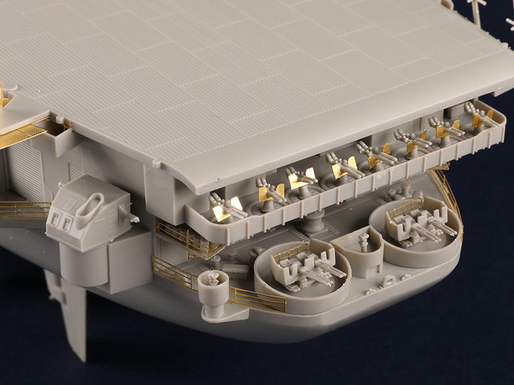 USS Midway CV-41 (Vista 16)