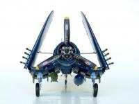 Vought F4U-1D Corsair (Vista 8)