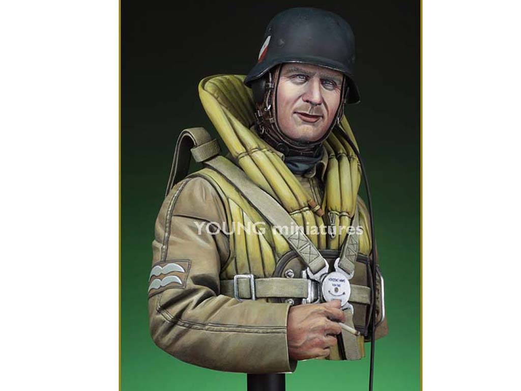 Luftwaffe Bomber Crewman, 1940  (Vista 3)