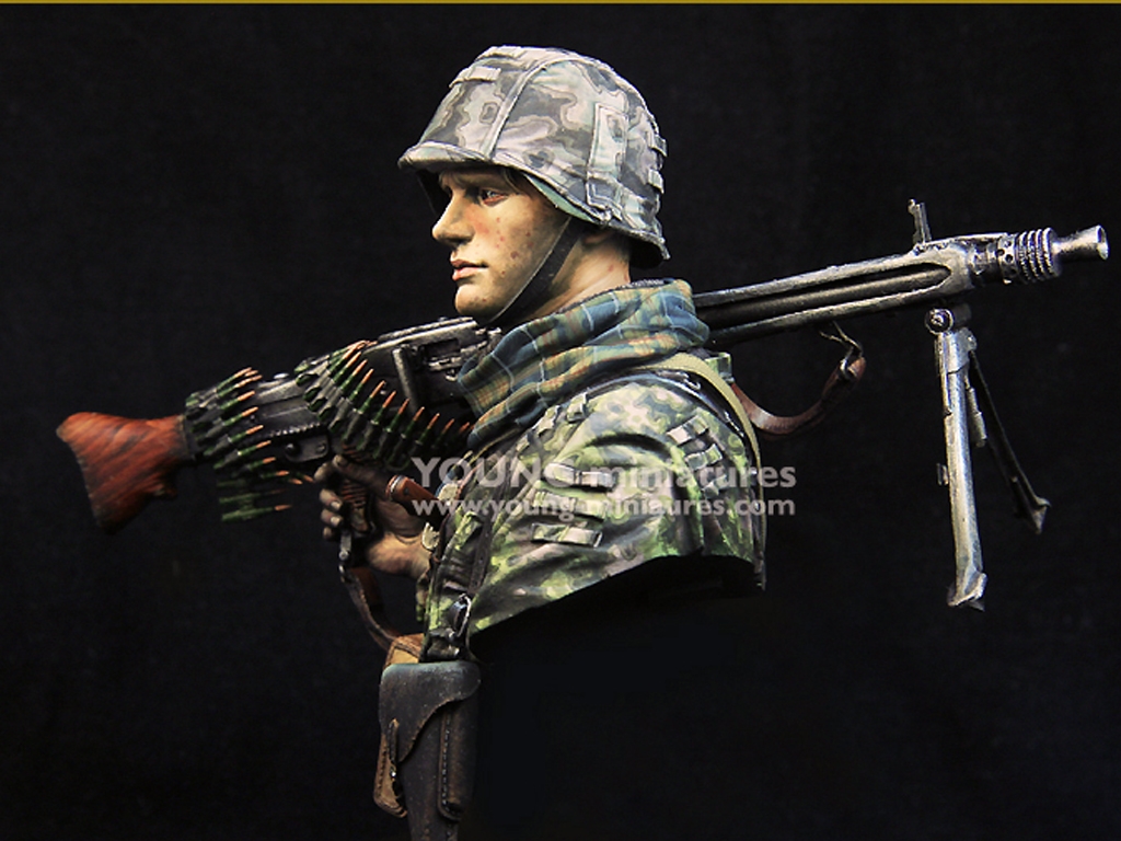 Waffen SS Young Machine Gunner 1944  (Vista 3)