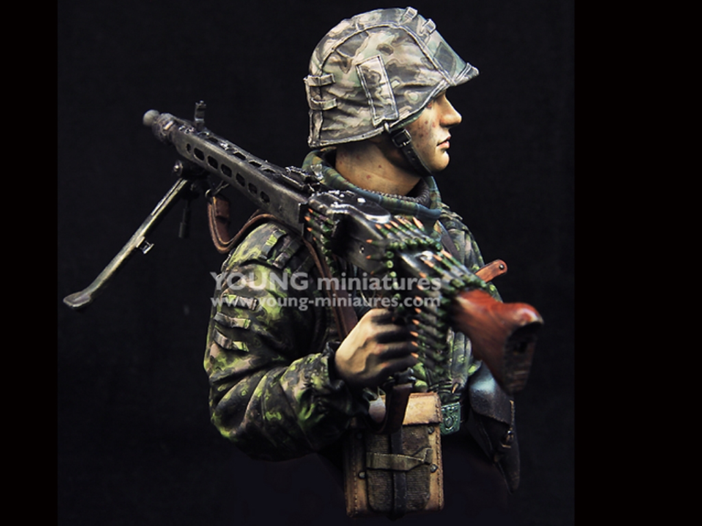 Waffen SS Young Machine Gunner 1944  (Vista 6)