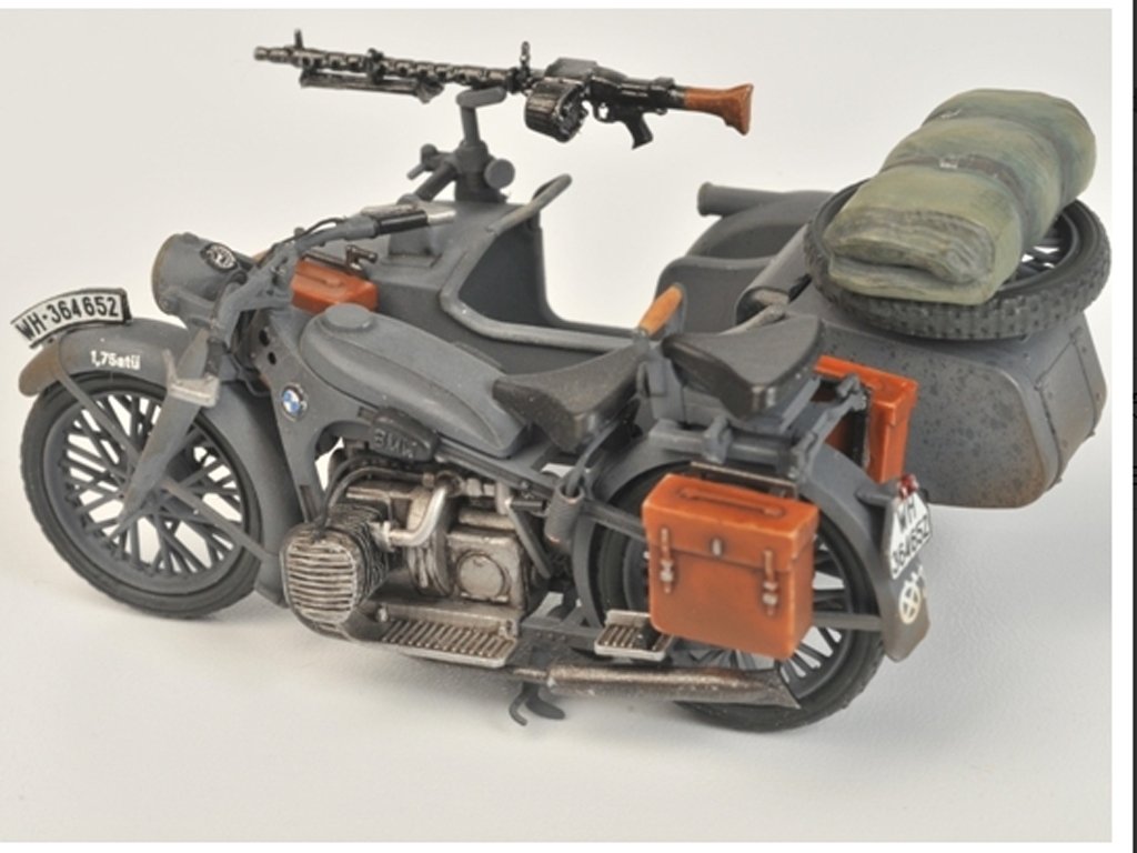 Motocicleta BMW R-12 con sidecar y motor  (Vista 3)