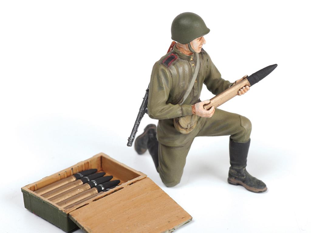 Soviet Anti-Tank 76mm ZIS-3 Gun with Crew (Vista 7)