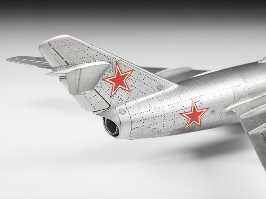 MIG-15 Fagot (Vista 3)