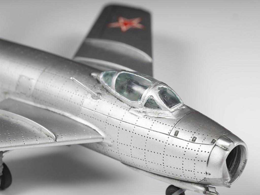 MIG-15 Fagot (Vista 4)