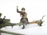 Soviet Anti-Tank 76mm ZIS-3 Gun with Crew (Vista 12)
